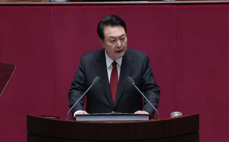 31일 국회에서 내년도 정부예산안 시정연설을 하고 있는 윤석열 대통령. 대통령실 제공 