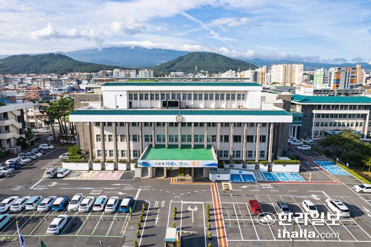 블라인드 | 제주문화예술재단 뉴스