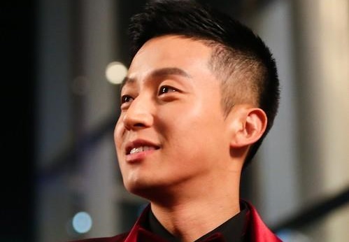 개그맨 허경환.