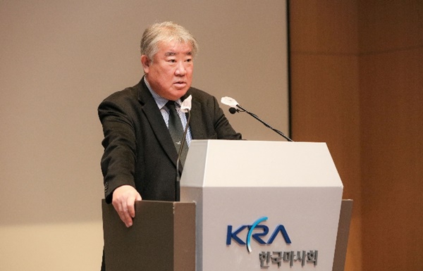 한국마사회 김우남 회장.
